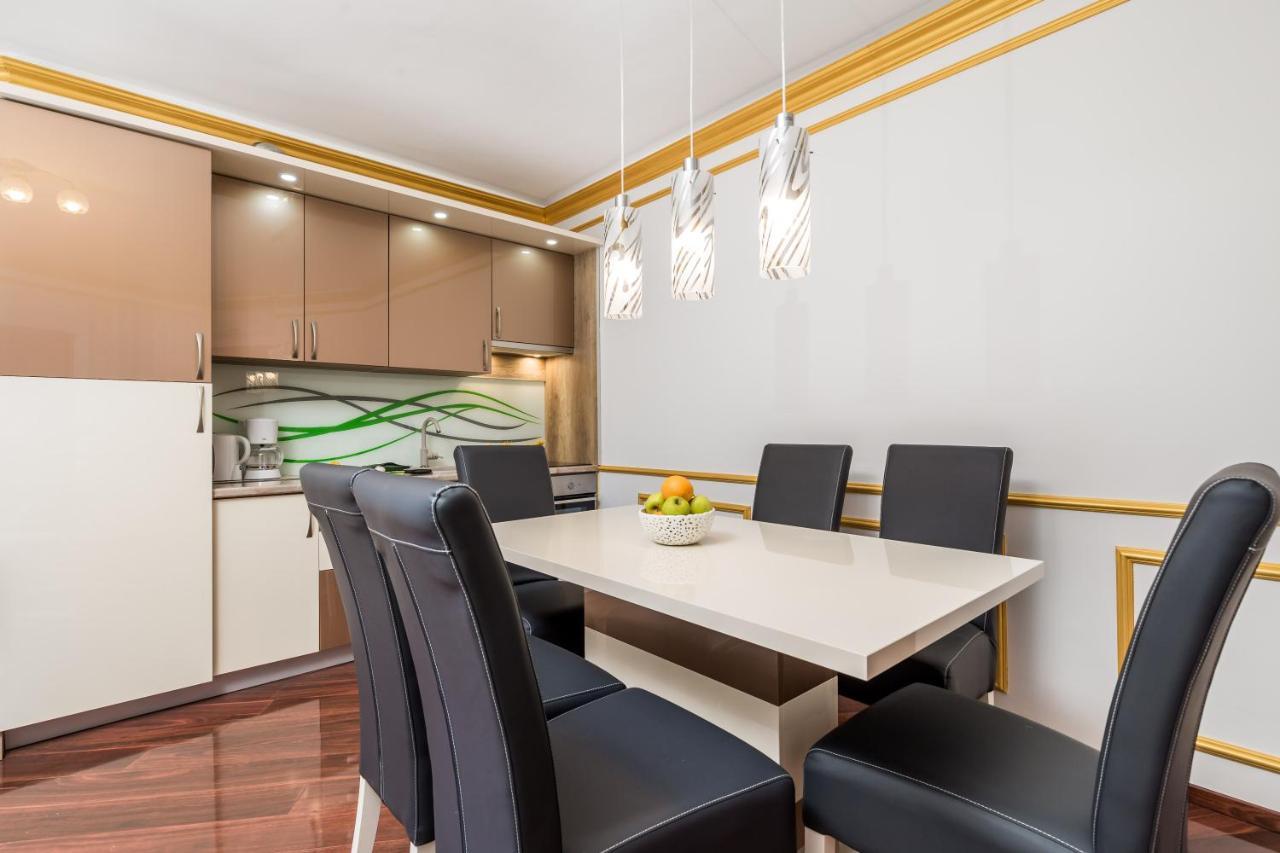 Apartment All For You - With A Swimming Pool โอปาติยา ภายนอก รูปภาพ